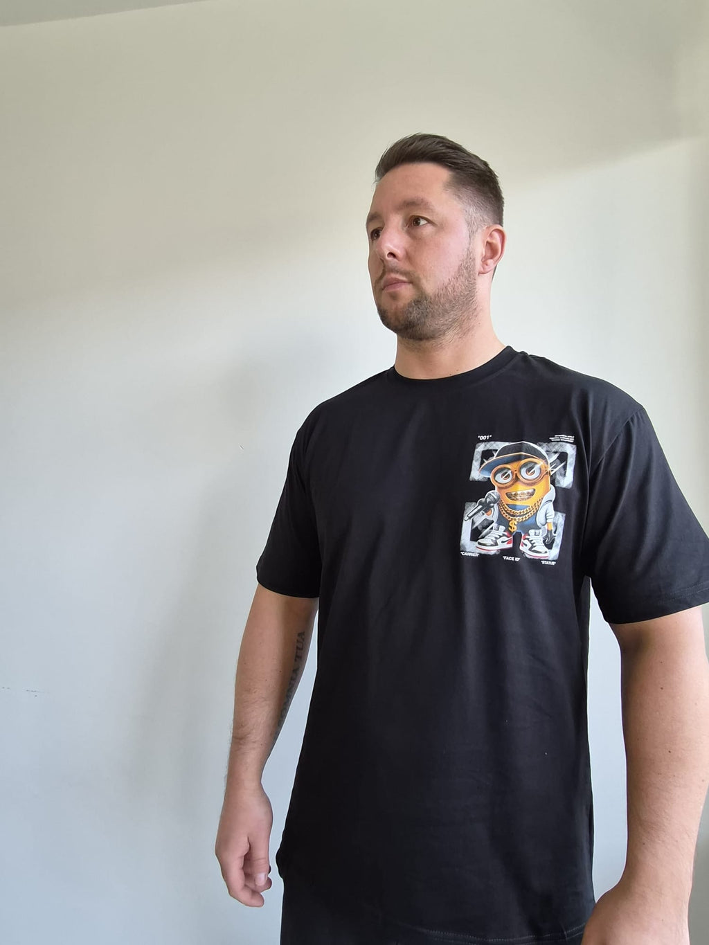 Oversized T-Shirt Minion Face ID Black