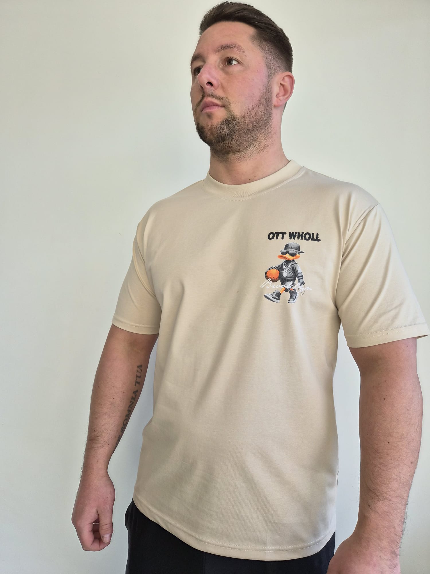 Oversized T-Shirt Daffy Ott Wholl Beige