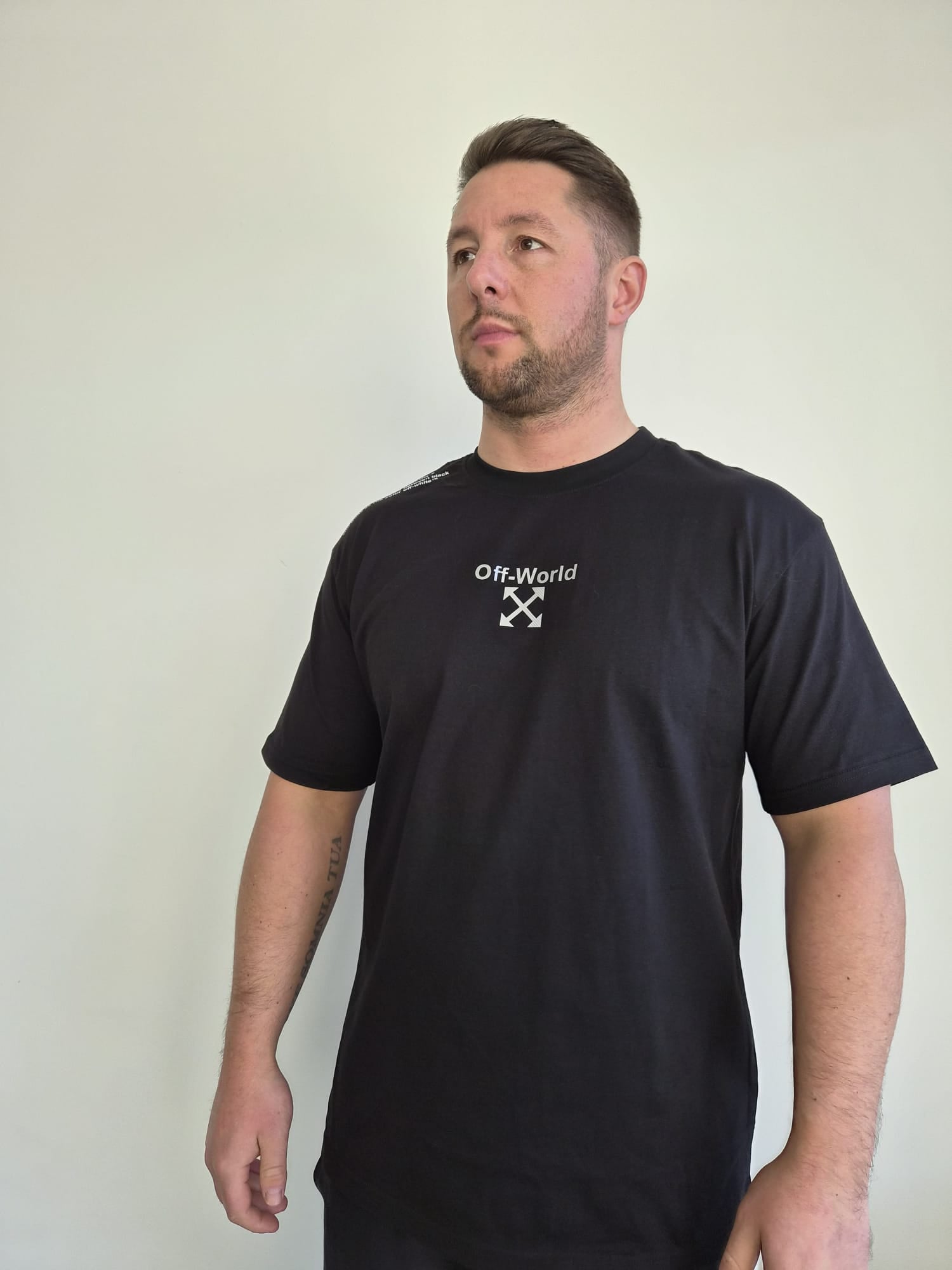 Oversized T-Shirt Micky Off World Black