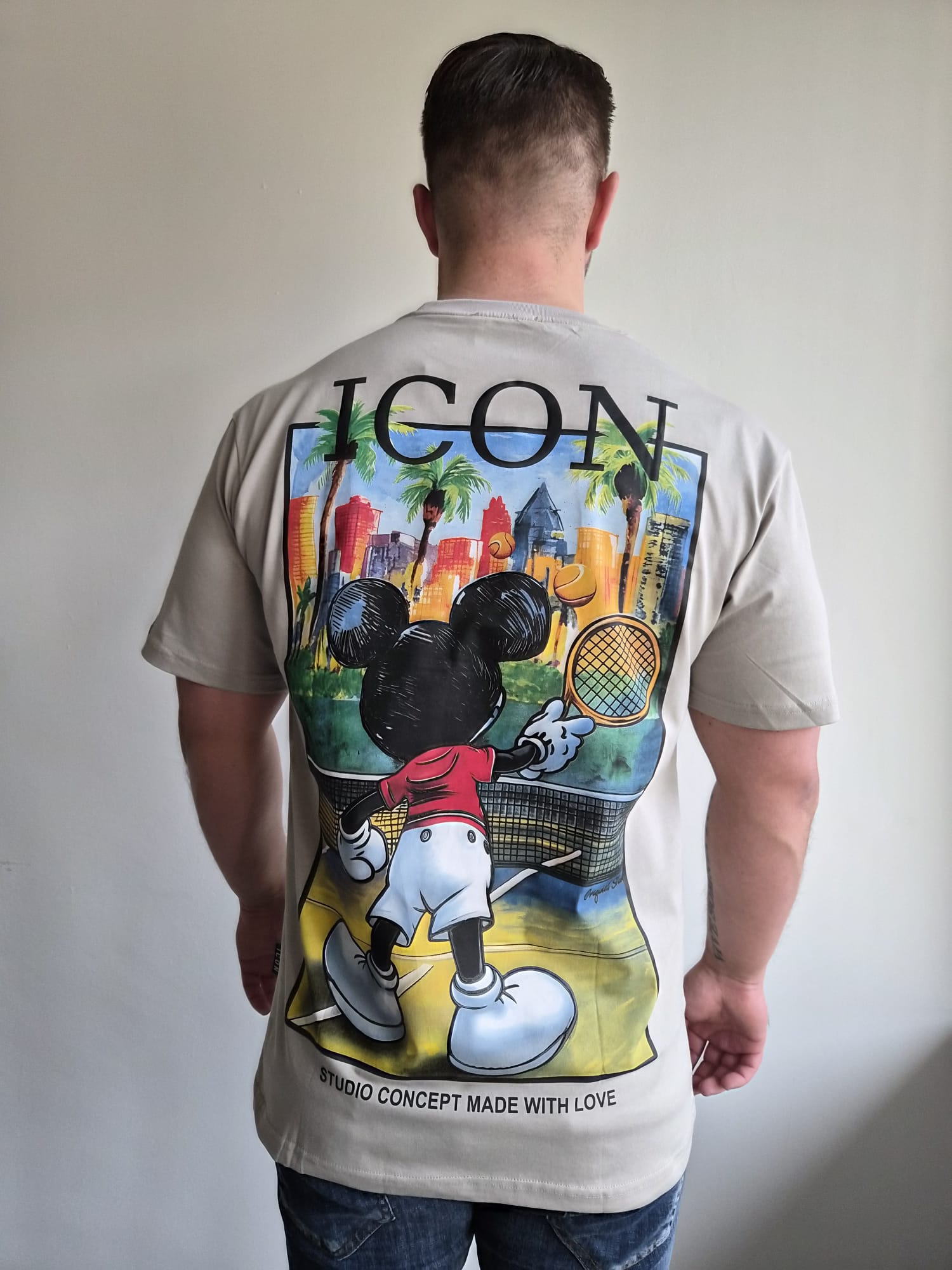Oversized T-Shirt Icon Mickey Studio Concept Beige