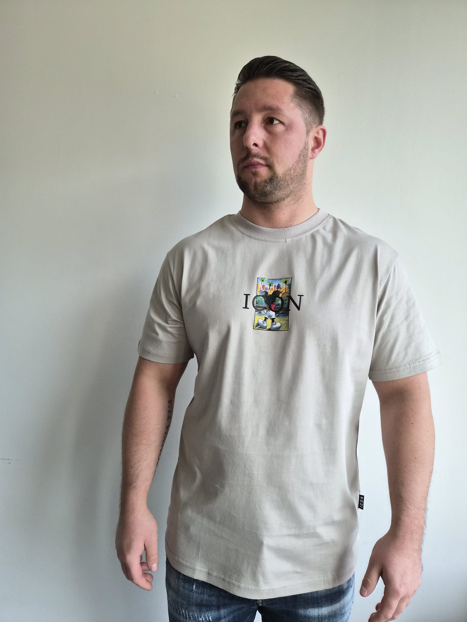 Oversized T-Shirt Icon Mickey Studio Concept Beige